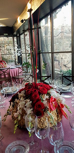 Decoración floral de la cena de clausura en La Hacienda del Cardenal