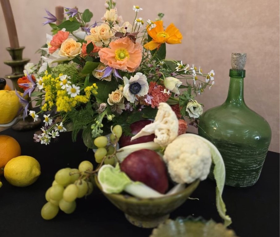 Del Bodegón Barroco al Contemporáneo: Composiciones con flores, frutas y verduras